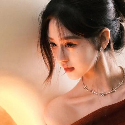 锦衣之下